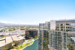 Oceanview 25th Floor Luxury Penthouse
